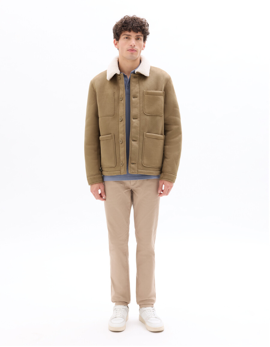 arbeitsjacke aus taupefarbenem wildlederimitat mit sherpa-futter