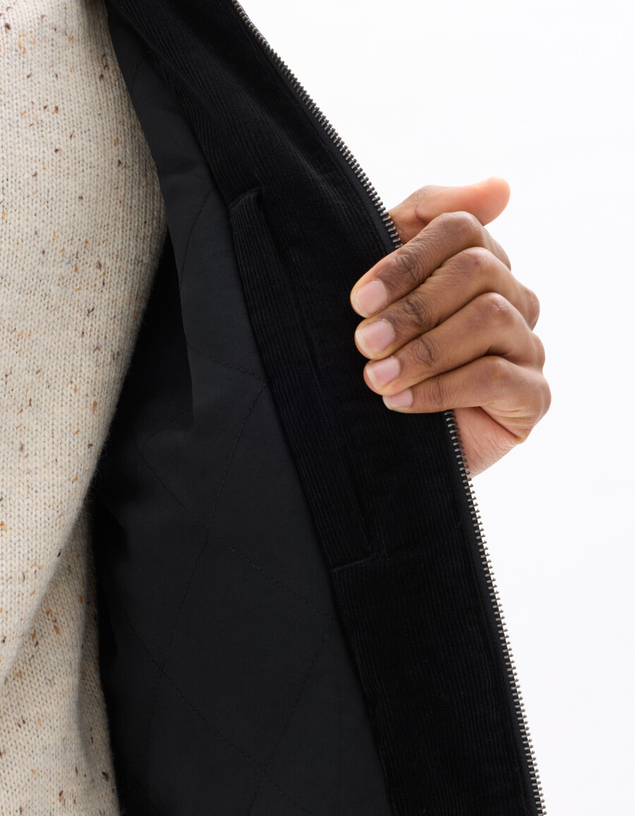 schwarze cordjacke mit hemdkragen