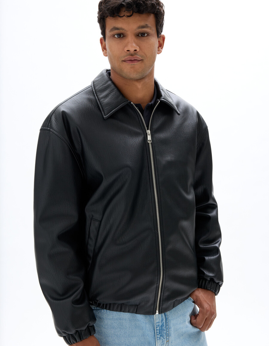 schwarze jacke mit hemdkragen aus wildlederimitat