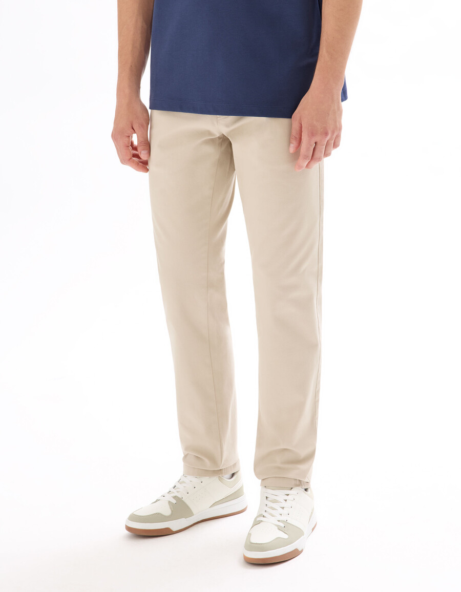 schmale chino-hose aus stretch-baumwolle standardlänge
