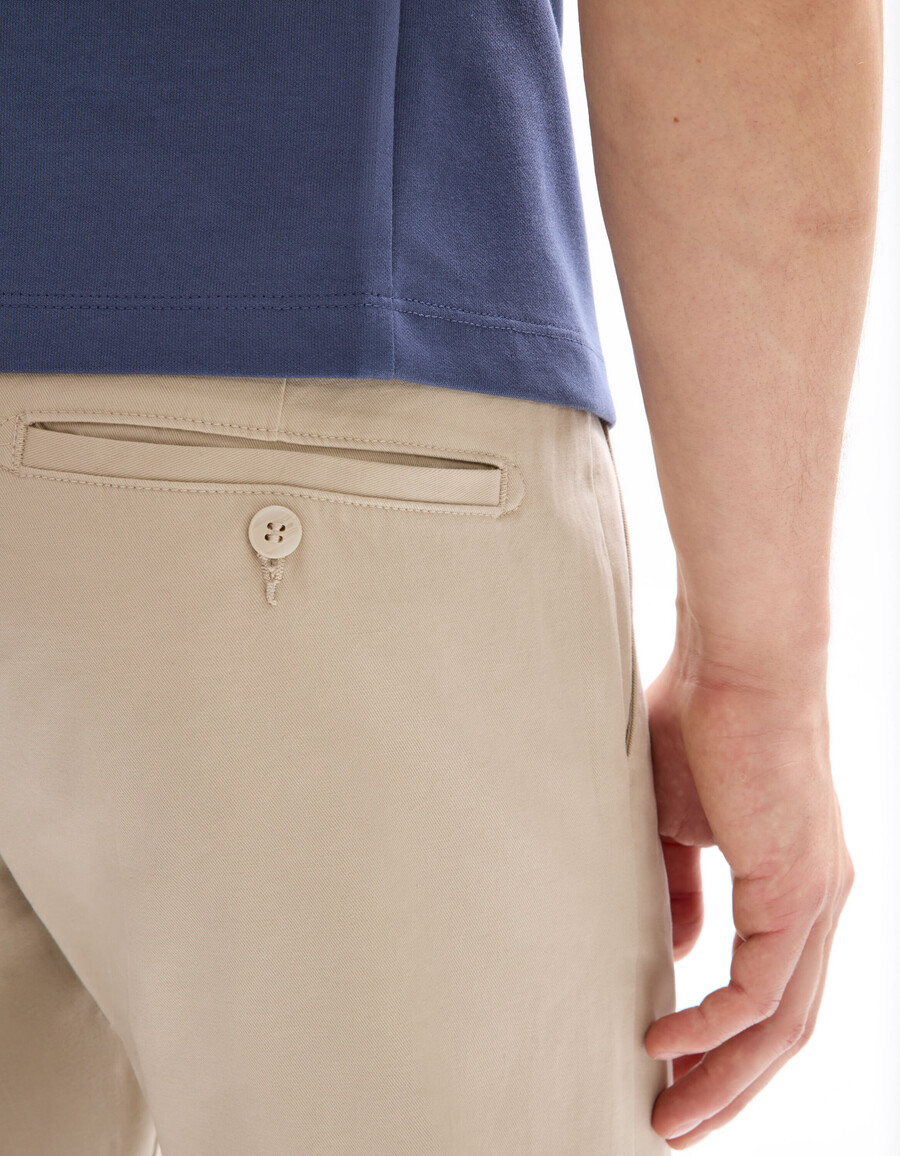 schmale chino-hose aus stretch-baumwolle standardlänge