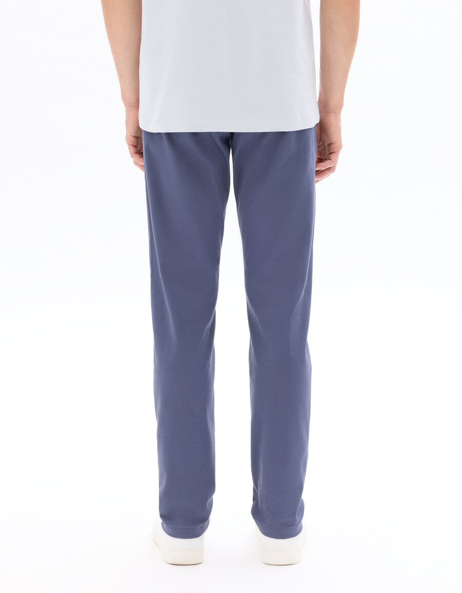 schmal geschnittene chino-hose aus stretch-baumwolle