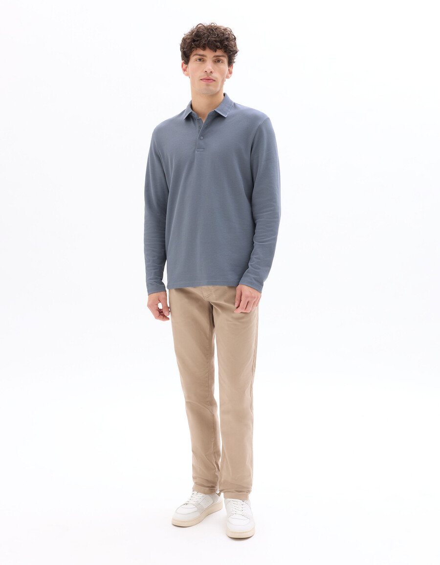 gerade geschnittene chino-hose aus stretch-baumwolle kurzelange ausführung
