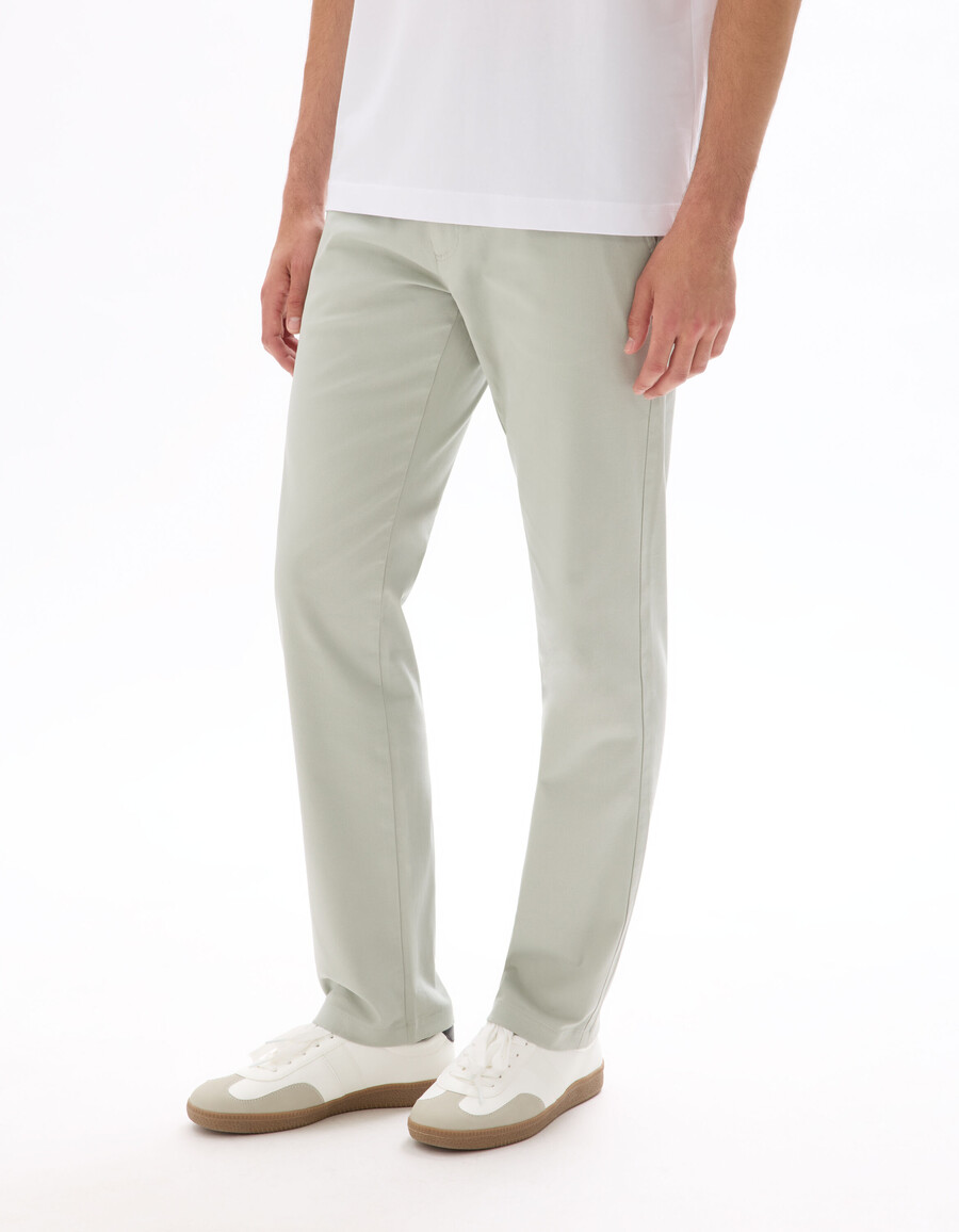 gerade geschnittene chino-hose aus stretch-baumwolle