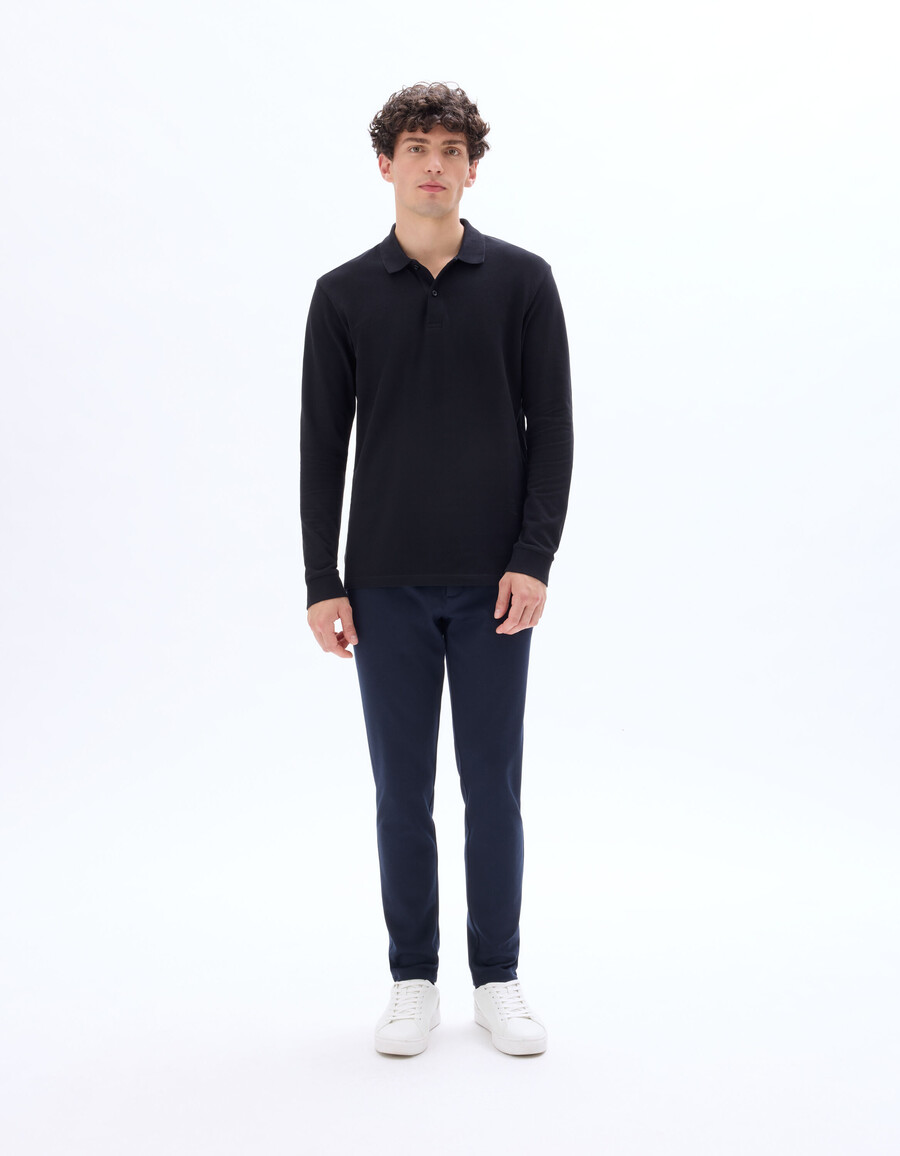 schmal geschnittene chino-hose aus strick