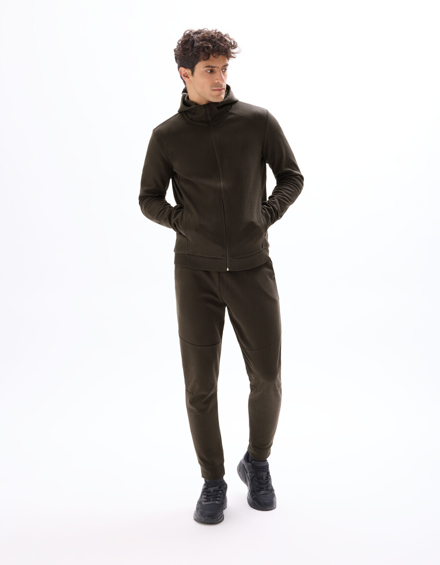 schmal geschnittene strick-jogginghose