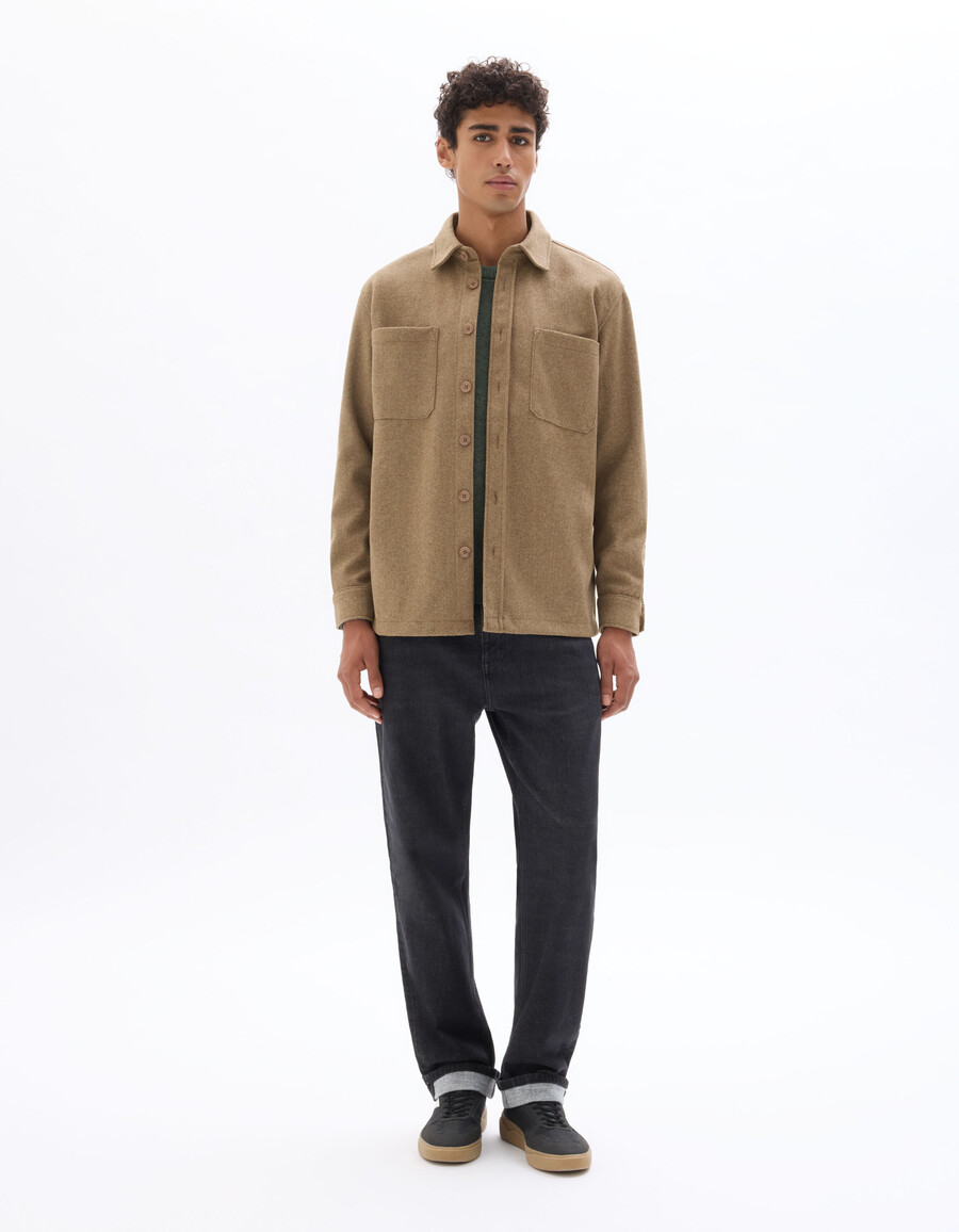 warmes schlichtes braunes overshirt