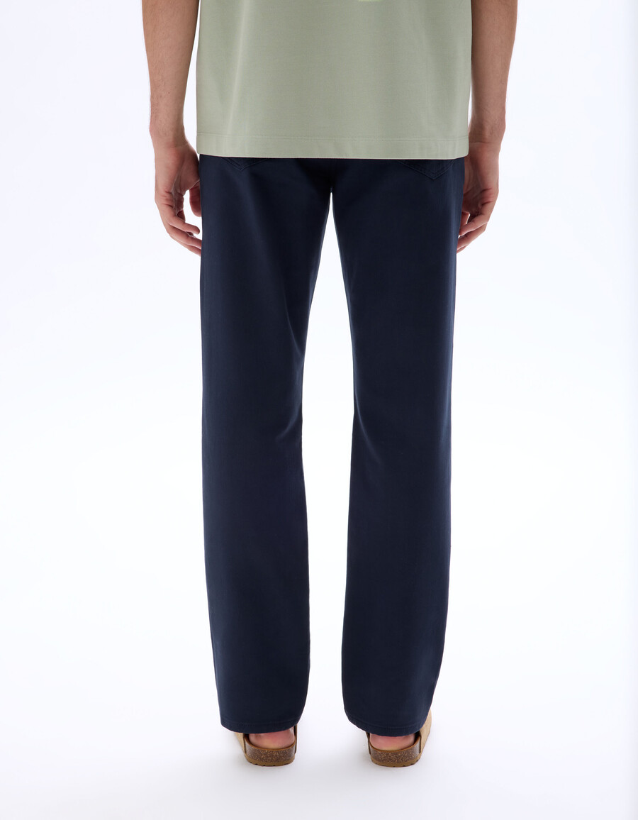 gerade geschnittene stretch-baumwollhose mit 5 taschen