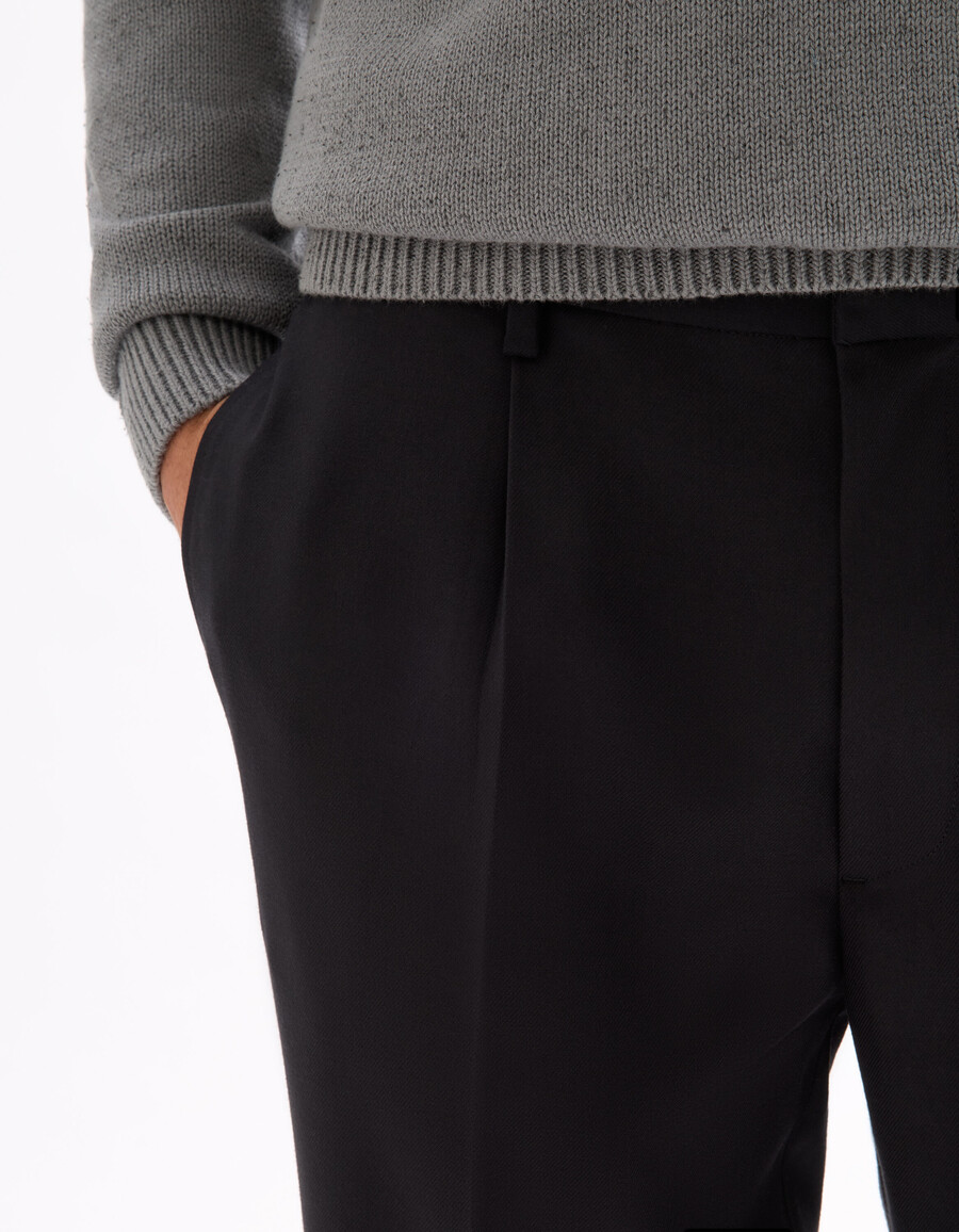 gerade geschnittene chino-hose aus stretch-twill