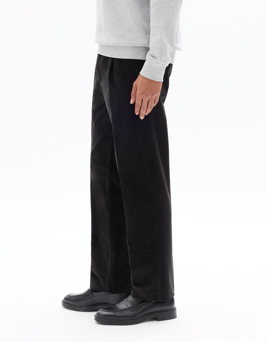 gerade geschnittene samt-chino-hose