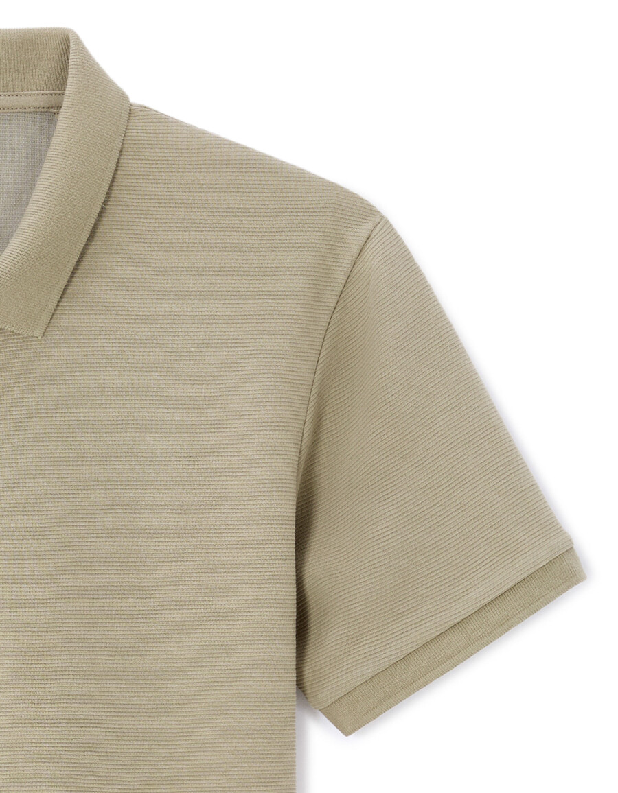 schmal geschnittenes poloshirt aus baumwollmischgewebe