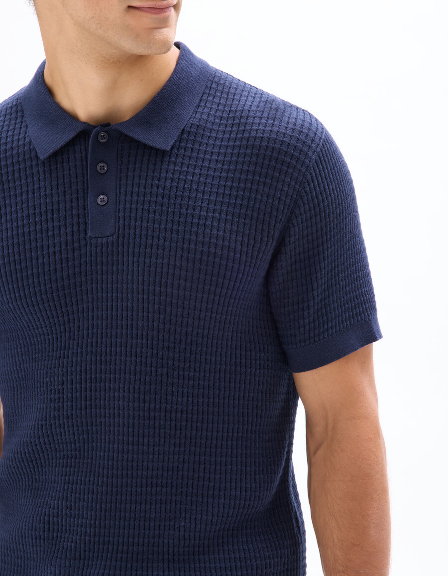 poloshirt mit rippstrick in regulärer passform
