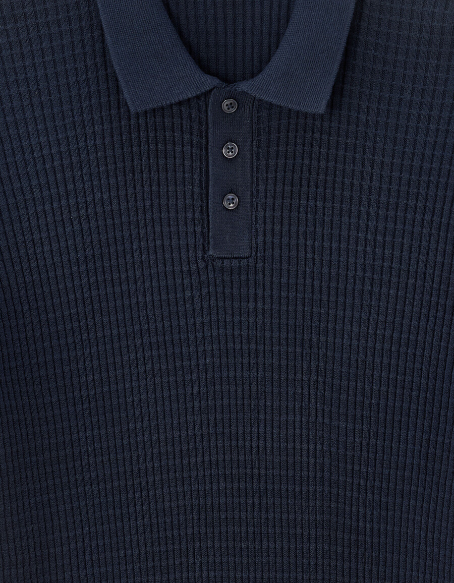 poloshirt mit rippstrick in regulärer passform