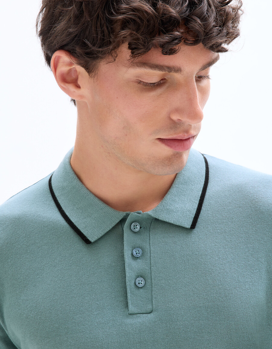 poloshirt in regulärer passform aus hochwertigem jersey