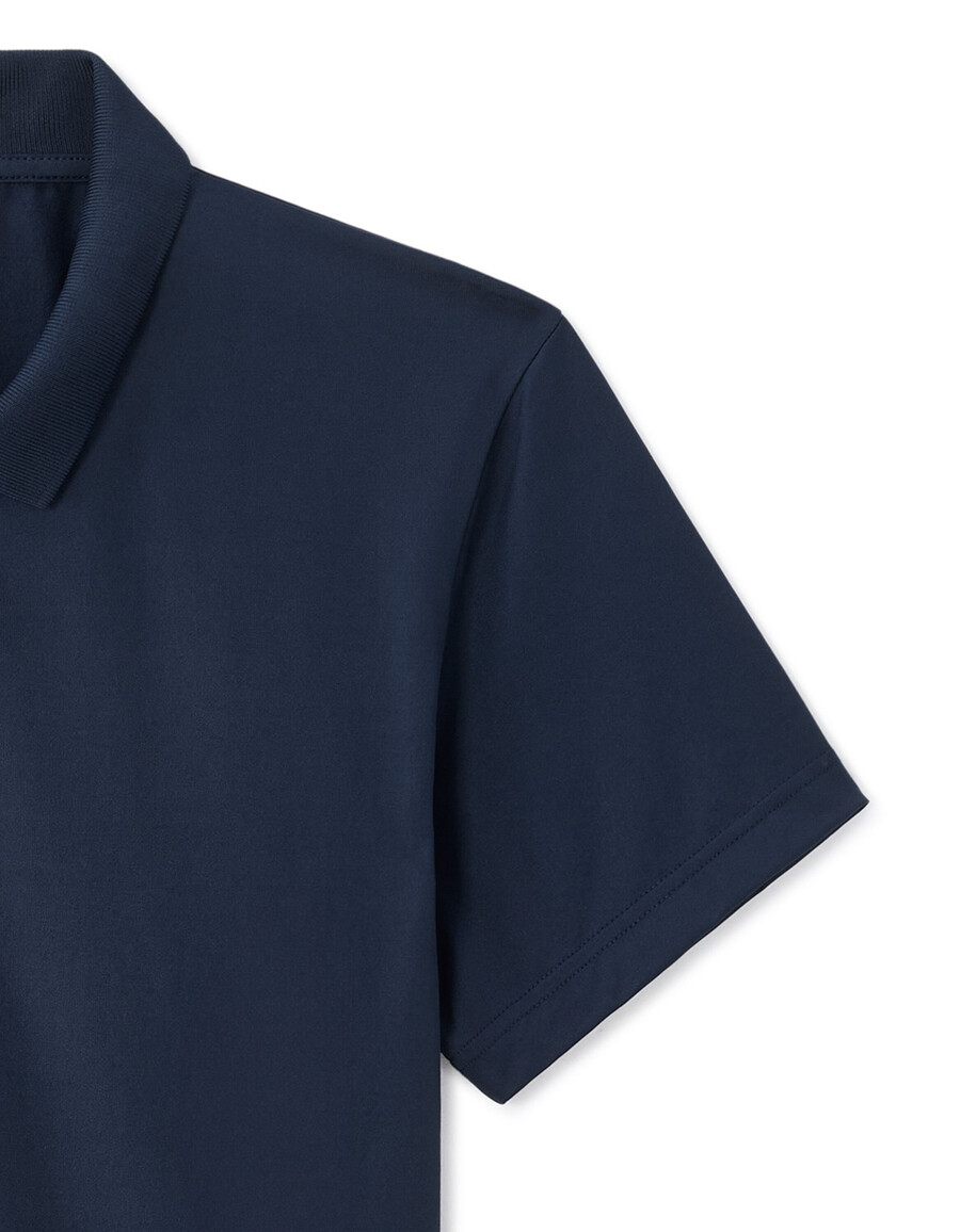poloshirt in regulärer passform aus funktionsmaterial