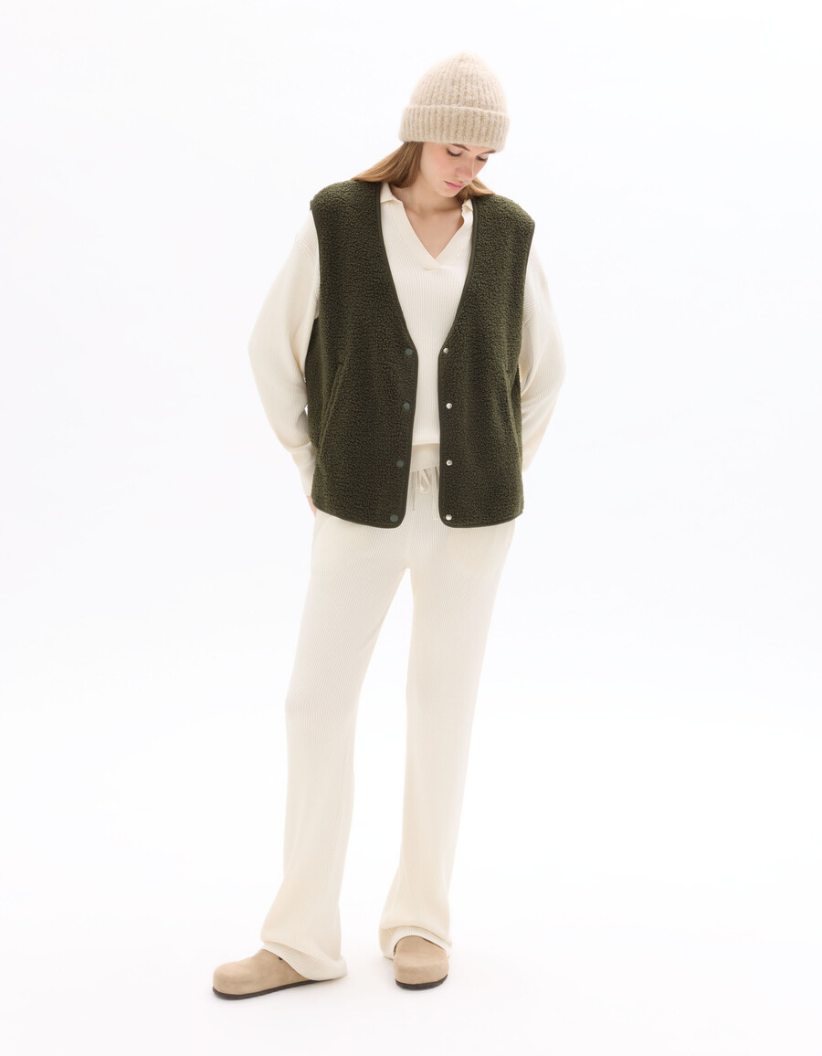 set aus geripptem poloshirt