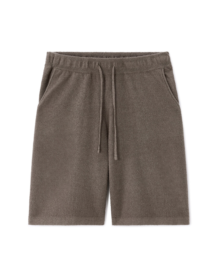taupefarbene bermuda-shorts aus baumwollmischfleece
