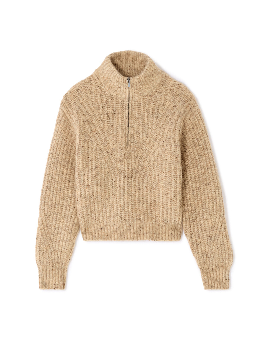 beigefarbener strickpullover im trucker-stil
