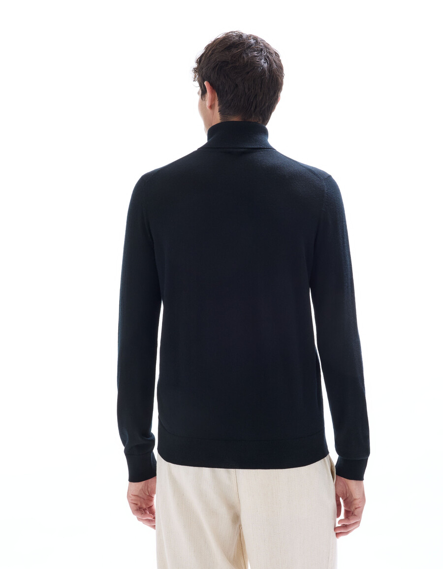 schmal geschnittener rollkragenpullover 100 merinowolle
