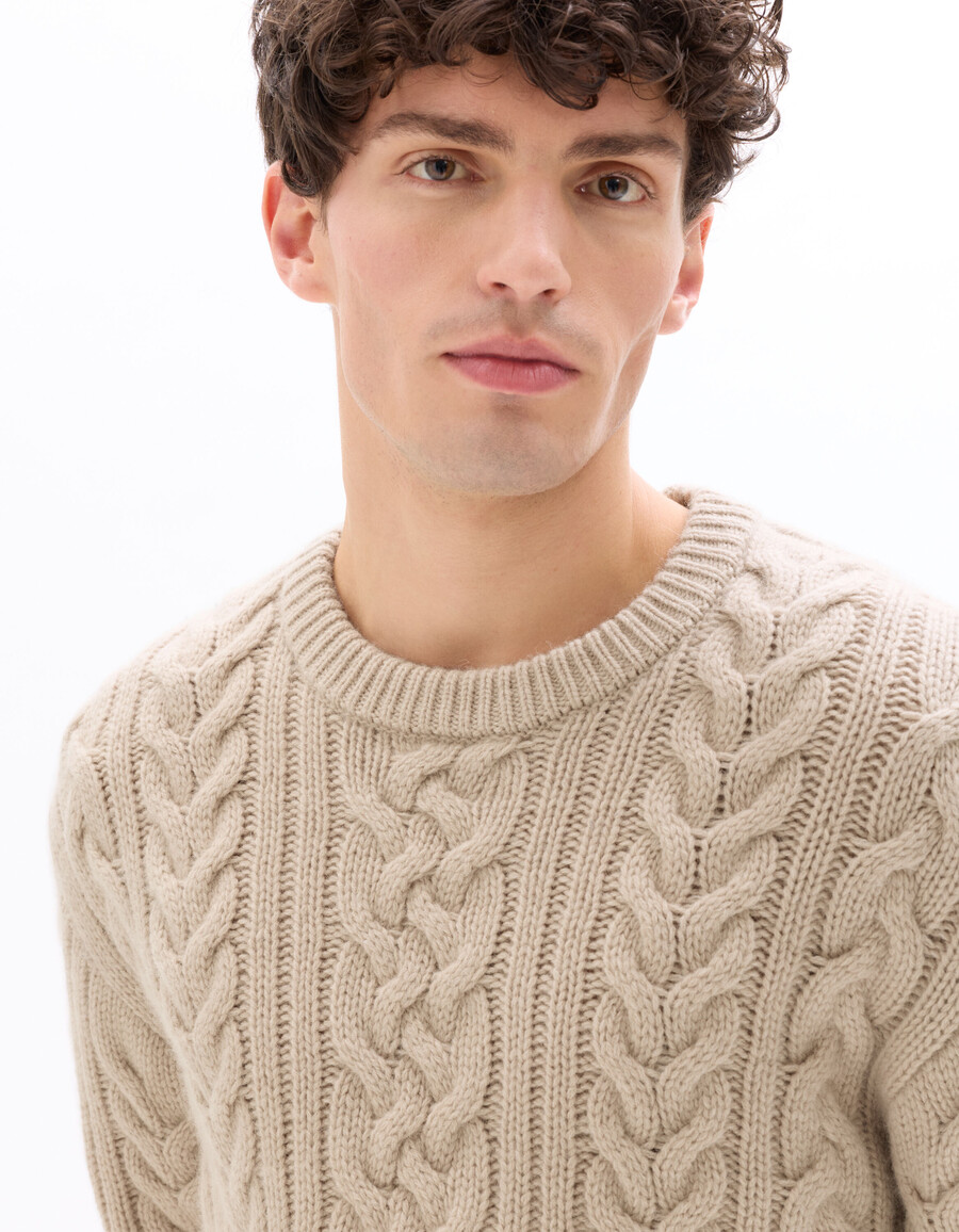 zopfstrickpullover mit rundhalsausschnitt aus wollmischung