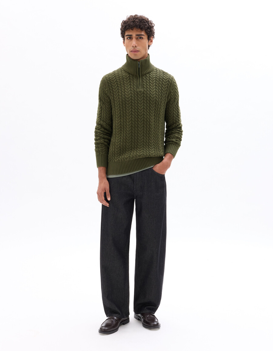 zopfstrickpullover mit hohem kragen und sherpa-futter