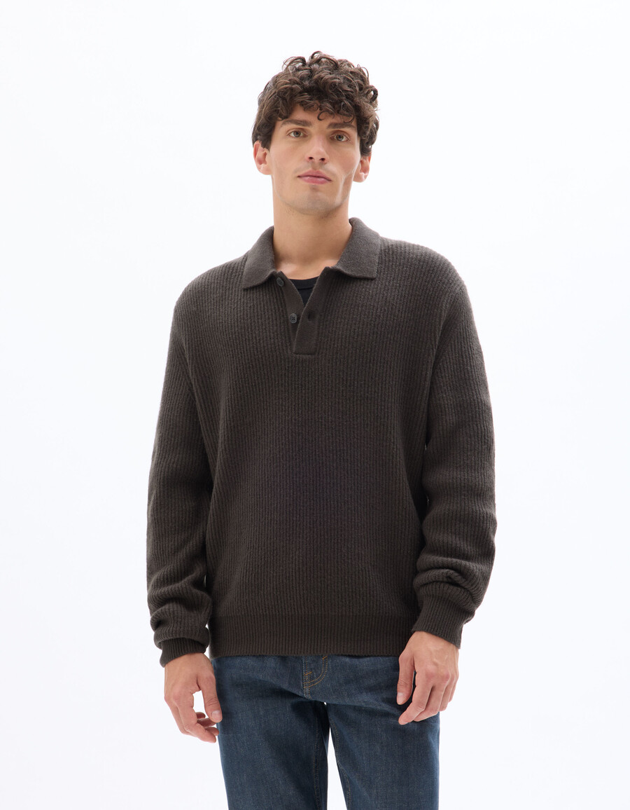 strickpullover mit perlenkragen