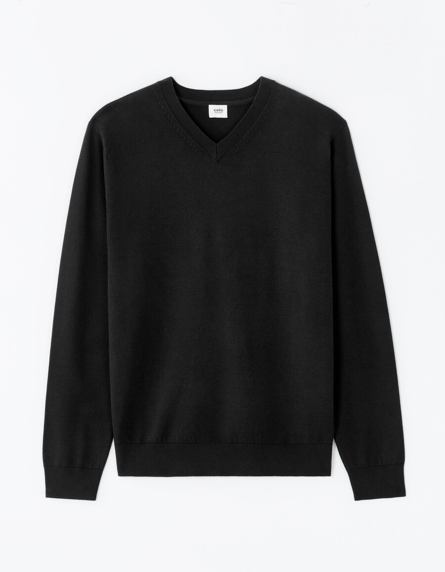 schlichter v-ausschnitt-pullover aus feinstrick
