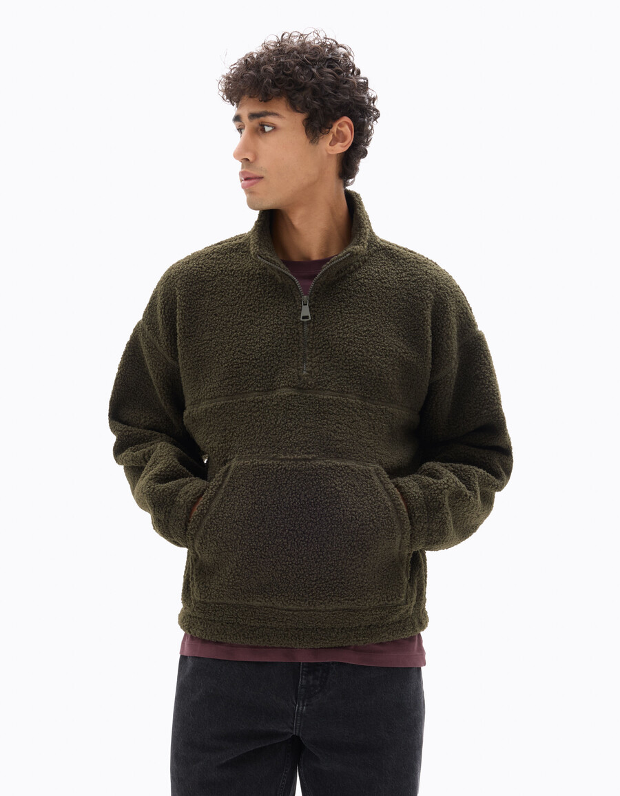 oversized fleece sweatshirt