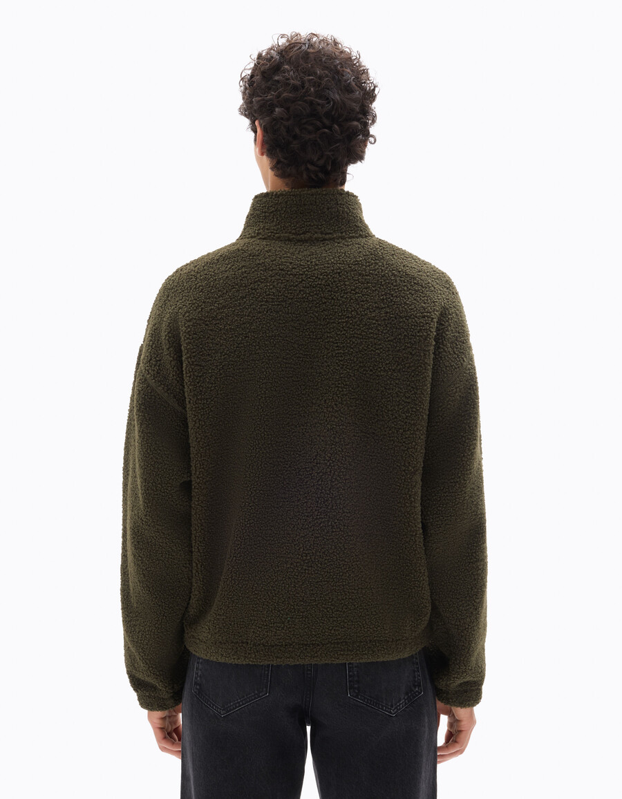 oversized fleece sweatshirt