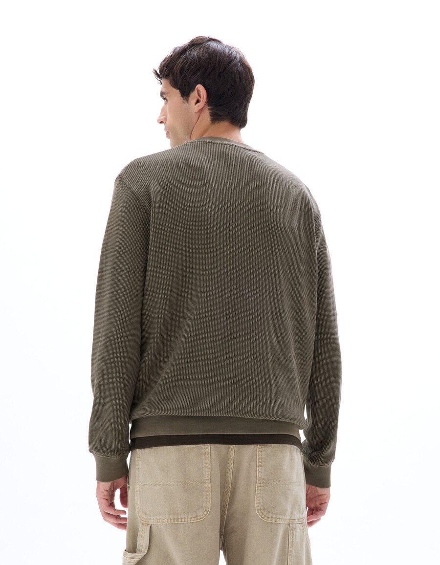 sweatshirt mit rundhalsausschnitt normale größe 100 geprägte baumwolle