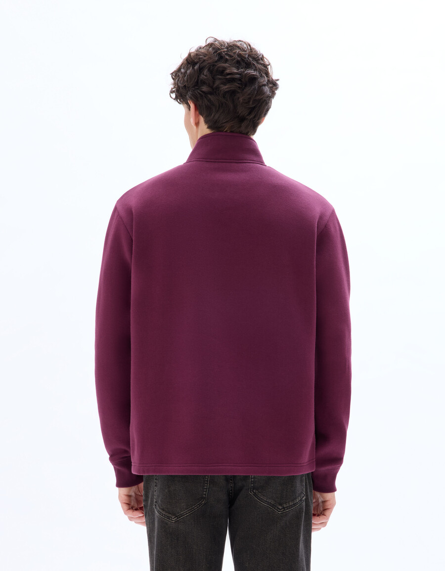 sweatshirt in regulärer passform mit besticktem truckerkragen