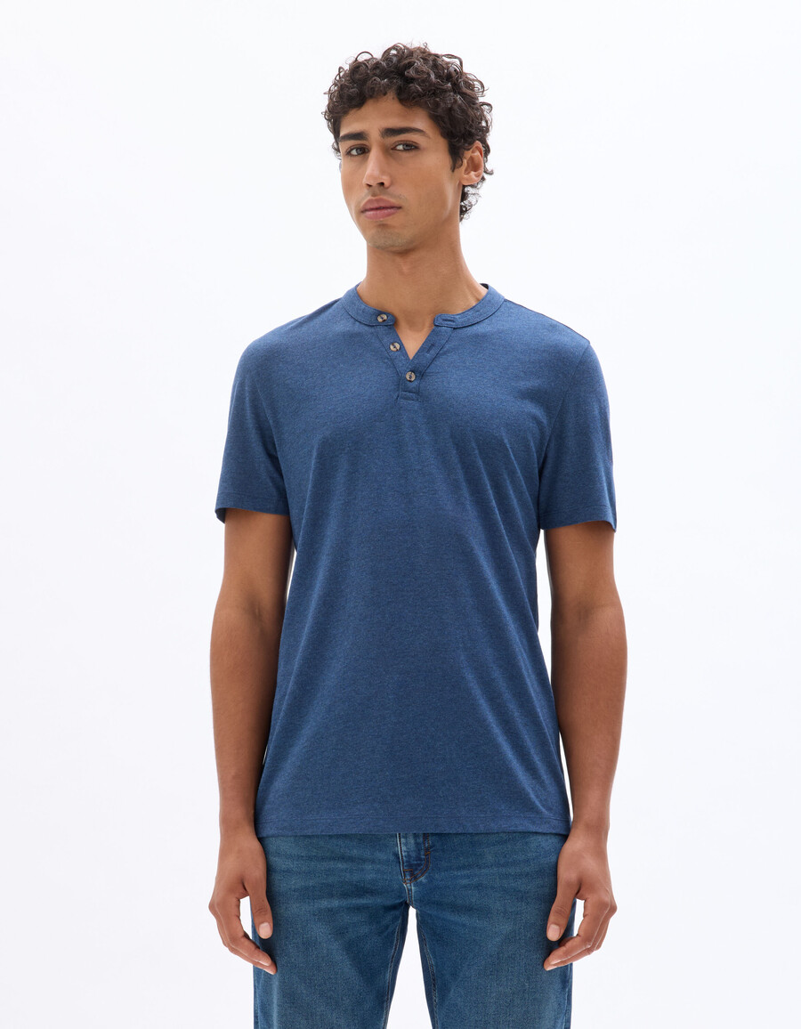 henley-t-shirt aus baumwollmischgewebe mit regulärer passform