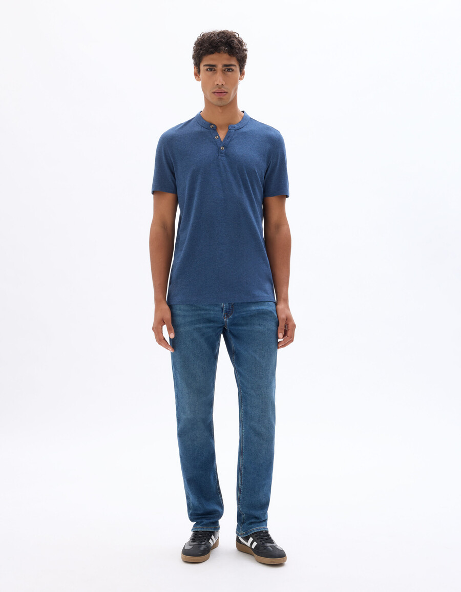 henley-t-shirt aus baumwollmischgewebe mit regulärer passform