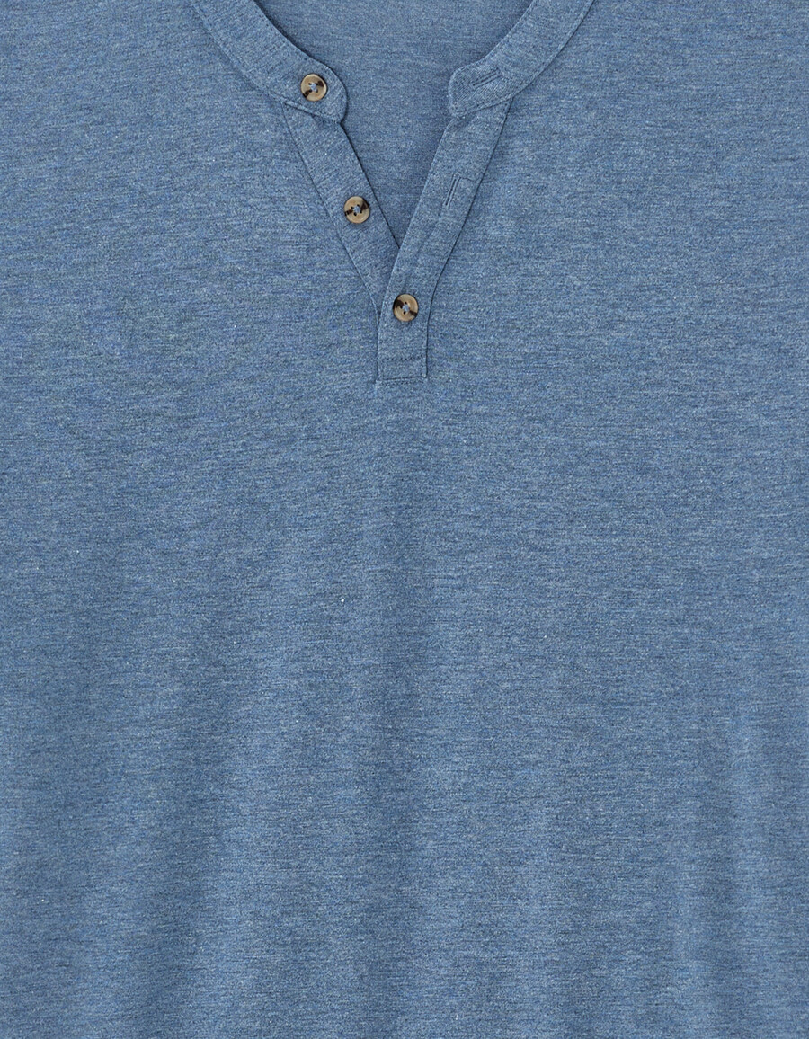 henley-t-shirt in regulärer passform