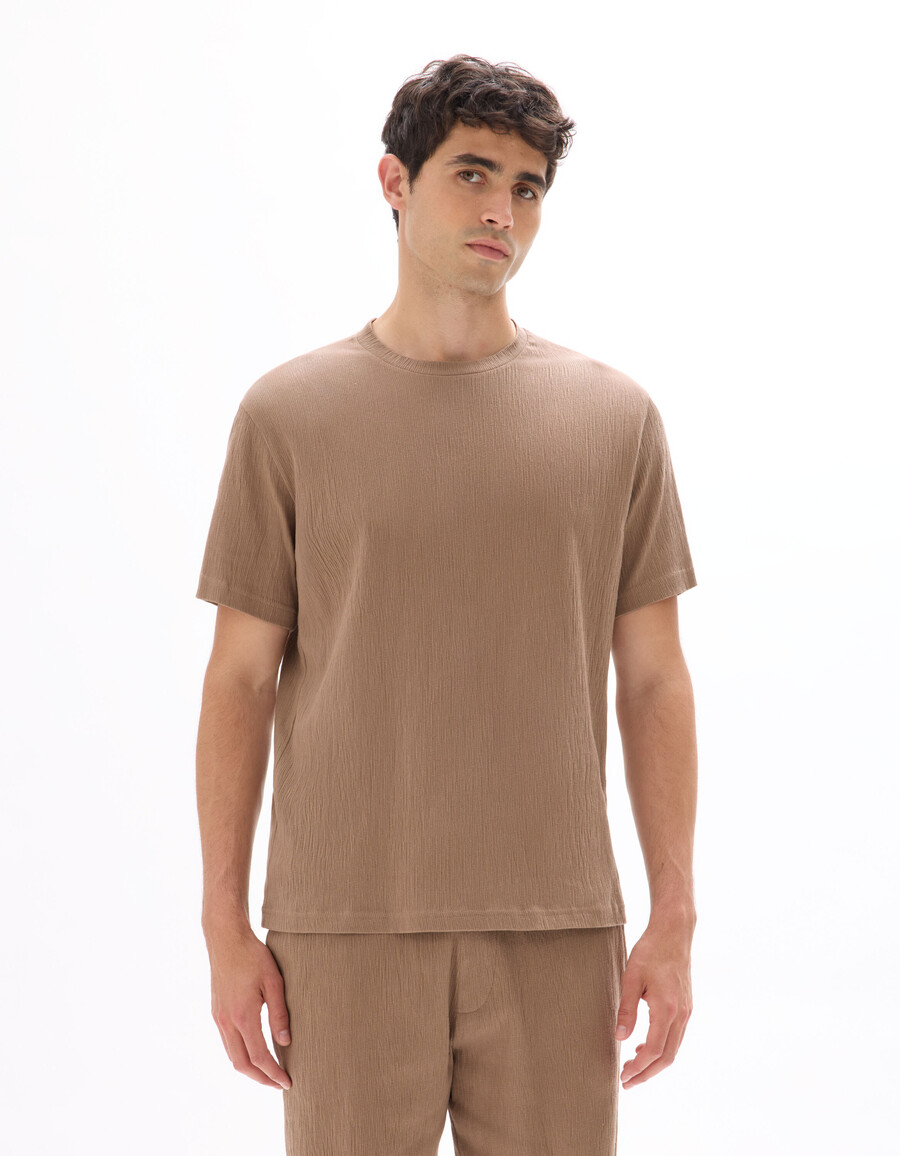kastenförmiges plissiertes t-shirt mit rundhalsausschnitt