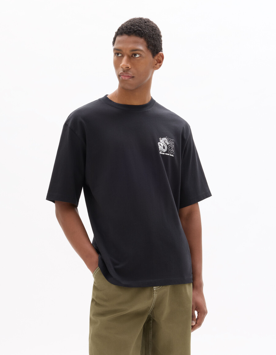 schwarzes oversize-t-shirt mit rundhalsausschnitt aus 100 baumwolle